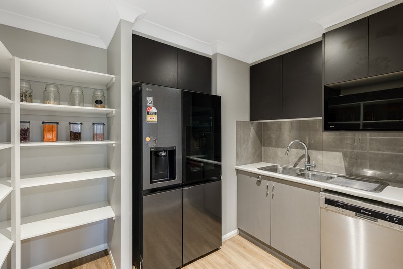 Photo - 3 Eadie Street, Kearneys Spring QLD 4350 - Image 21