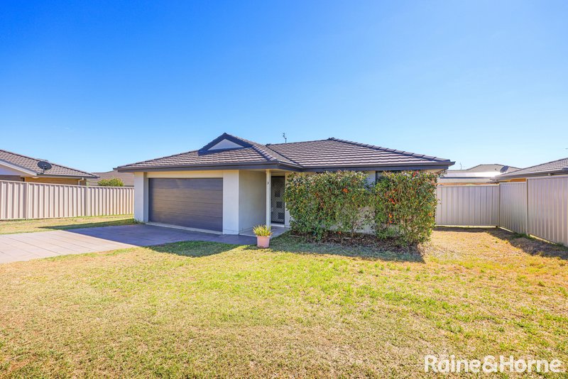 Photo - 3 Eagle Avenue, Tamworth NSW 2340 - Image 2