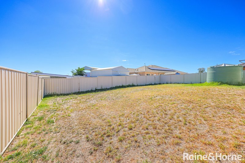 Photo - 3 Eagle Avenue, Tamworth NSW 2340 - Image 3
