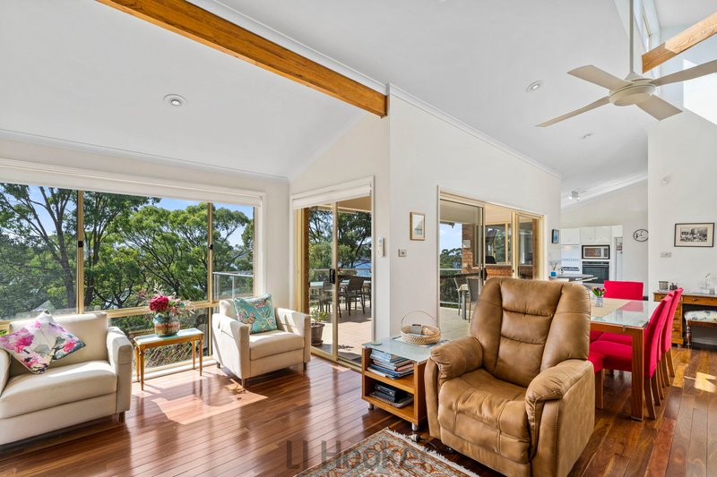 Photo - 3 Ealing Crescent, Fishing Point NSW 2283 - Image 5