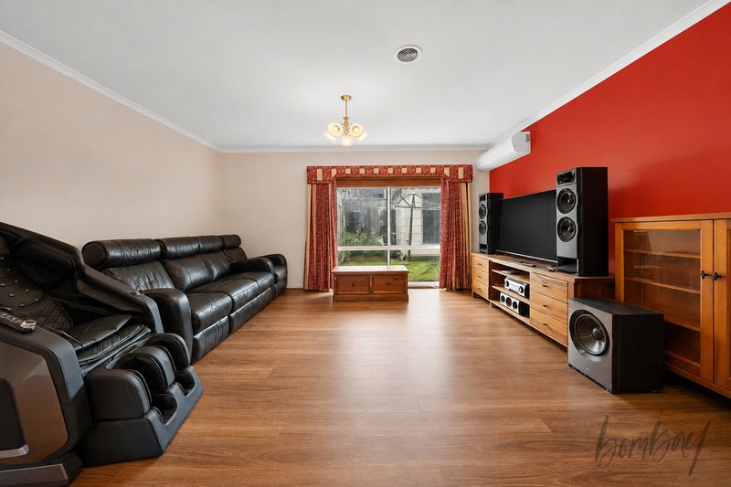 Photo - 3 Earlston Place, Craigieburn VIC 3064 - Image 14