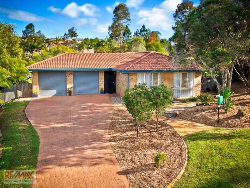 3 Eaton Place, Eatons Hill QLD 4037