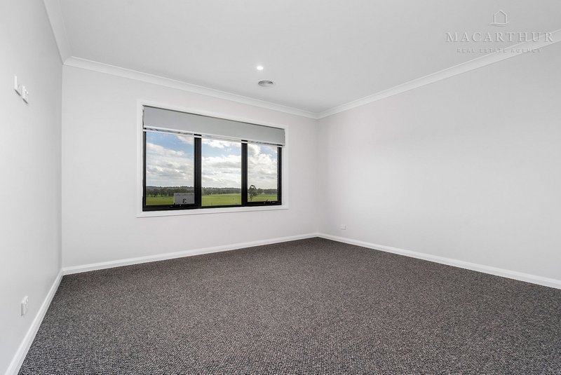 Photo - 3 Edgar Place, Gobbagombalin NSW 2650 - Image 9