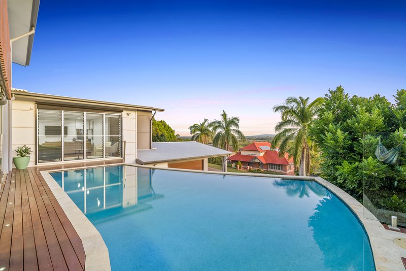 Photo - 3 Edgewater Court, Murrumba Downs QLD 4503 - Image 2