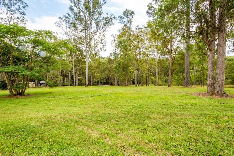 Photo - 3 Edith Road, Mothar Mountain QLD 4570 - Image 13