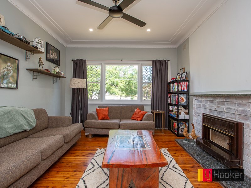 Photo - 3 Edward Street, South Tamworth NSW 2340 - Image 2