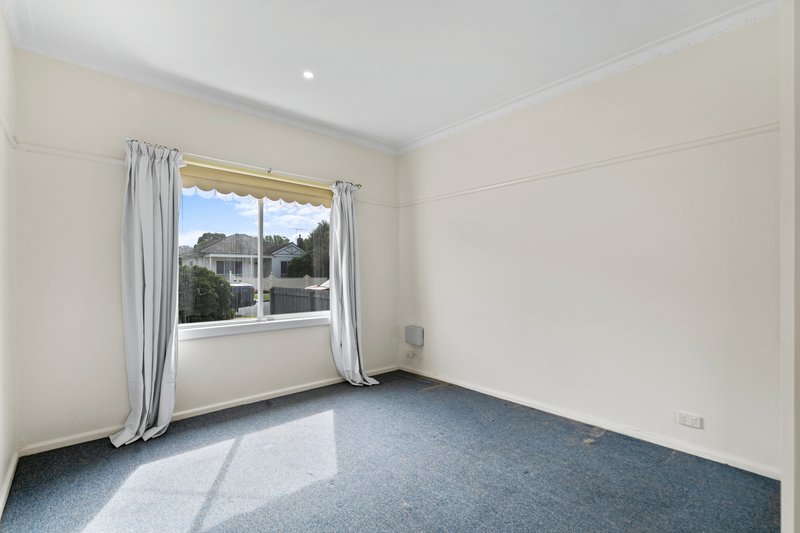 Photo - 3 Eileen Street, Hadfield VIC 3046 - Image 2