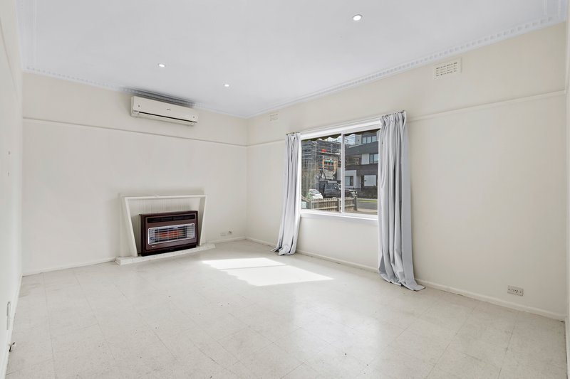 Photo - 3 Eileen Street, Hadfield VIC 3046 - Image 6