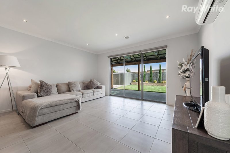 Photo - 3 Elation Boulevard, Doreen VIC 3754 - Image 3