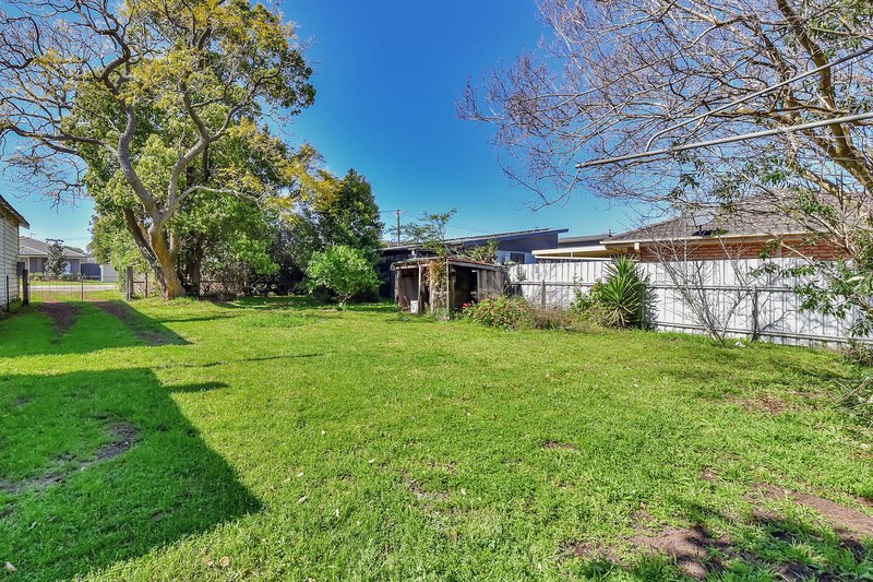 Photo - 3 Elizabeth Street, Cessnock NSW 2325 - Image 10