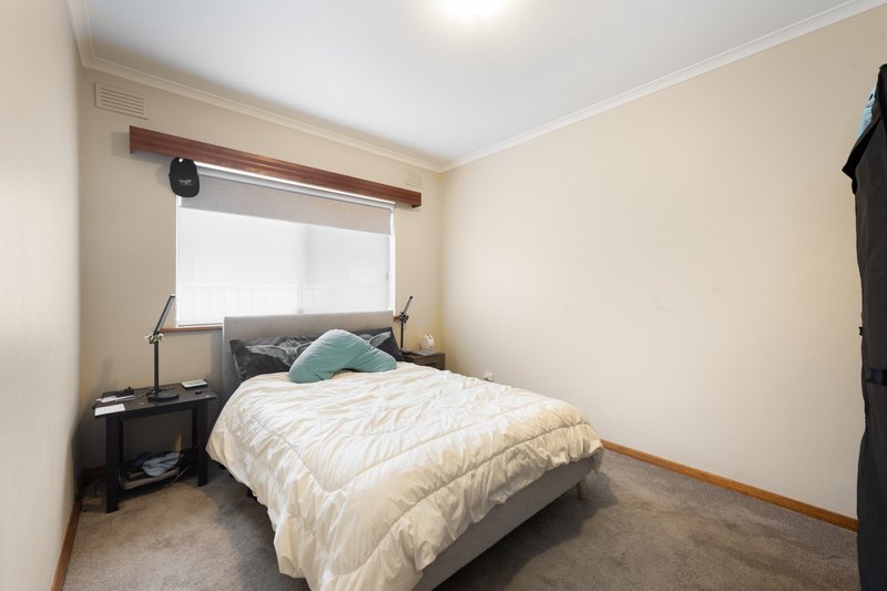 Photo - 3 Ellard Street, Mount Gambier SA 5290 - Image 5