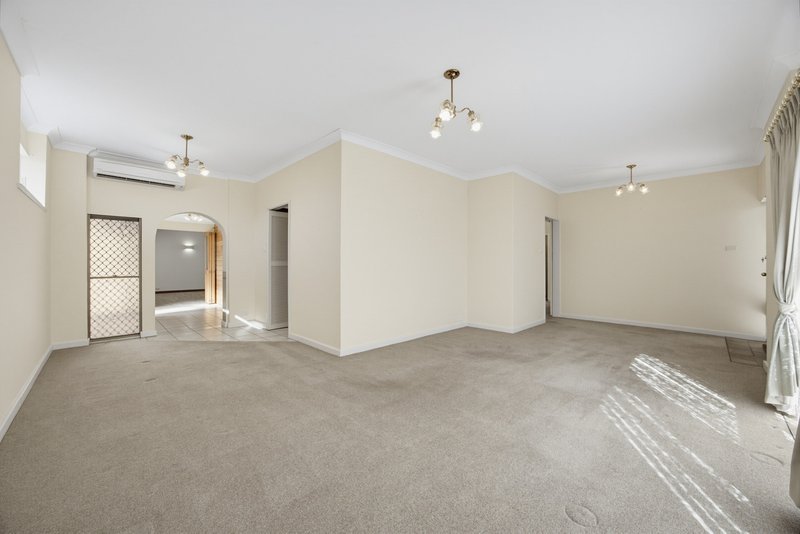 Photo - 3 Elm Avenue, Murray Bridge SA 5253 - Image 7