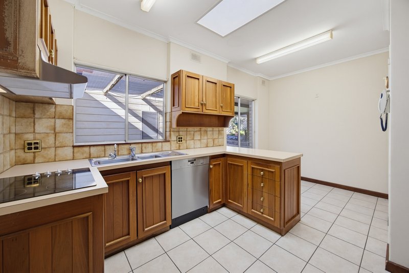 Photo - 3 Elm Avenue, Murray Bridge SA 5253 - Image 10