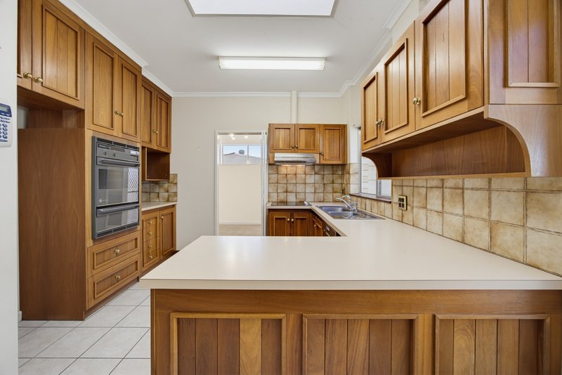 Photo - 3 Elm Avenue, Murray Bridge SA 5253 - Image 13