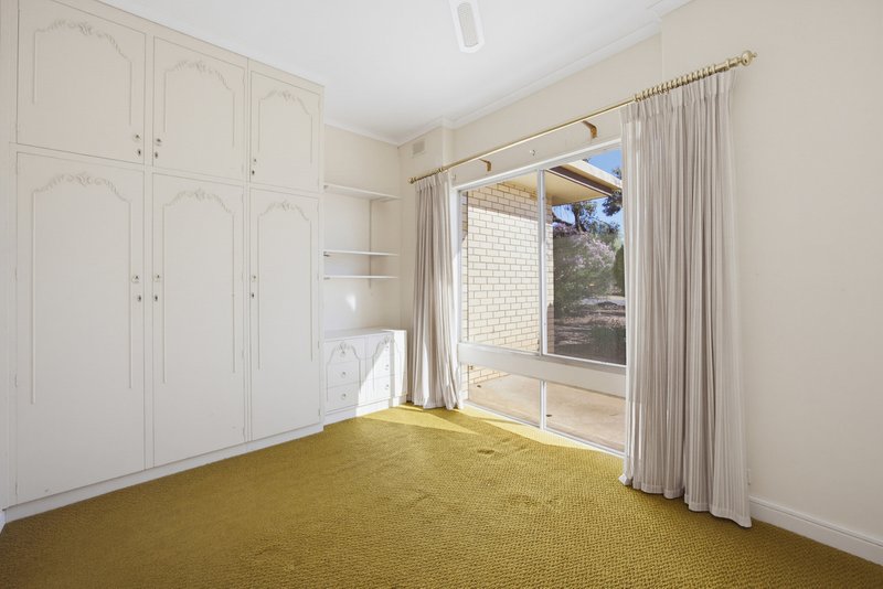Photo - 3 Elm Avenue, Murray Bridge SA 5253 - Image 16