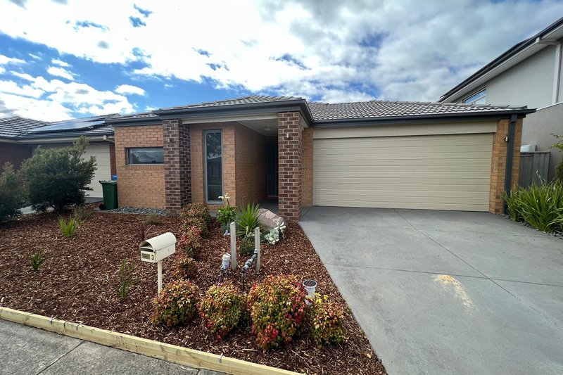 3 Elmtree Crescent, Clyde North VIC 3978