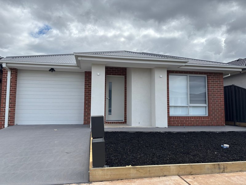 Photo - 3 Eloquence Road, Tarneit VIC 3029 - Image 1