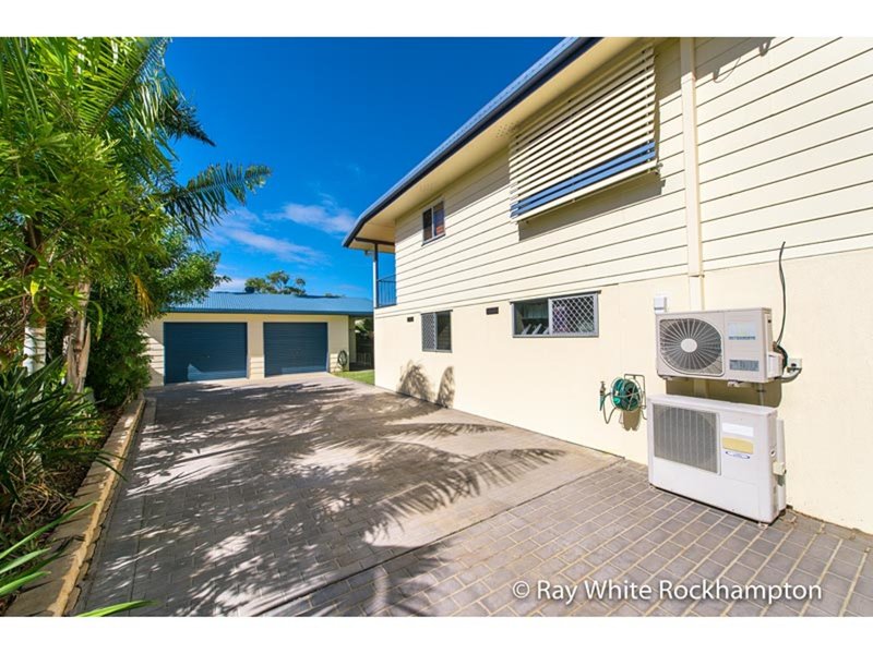 Photo - 3 Elwing Street, Kawana QLD 4701 - Image 16