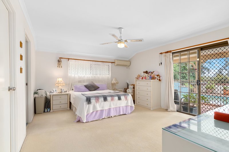 Photo - 3 Emerald Court, Carrara QLD 4211 - Image 6