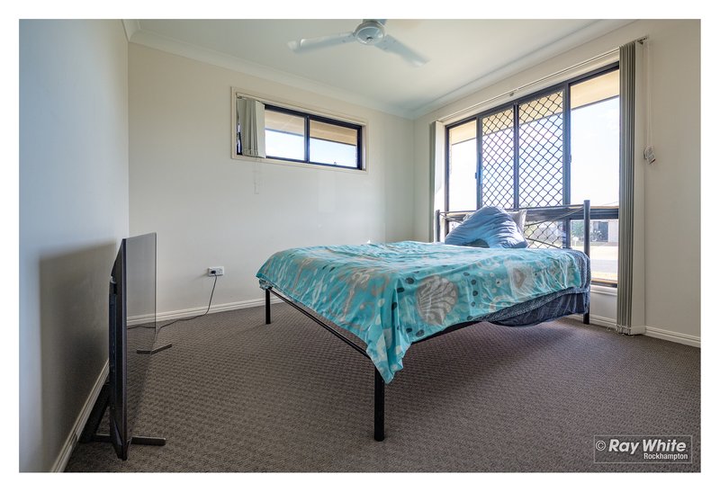 Photo - 3 Emery Street, Gracemere QLD 4702 - Image 5