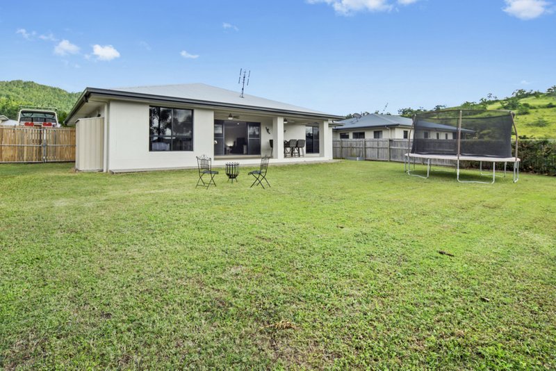 Photo - 3 Endeavour Circuit, Cannonvale QLD 4802 - Image 2