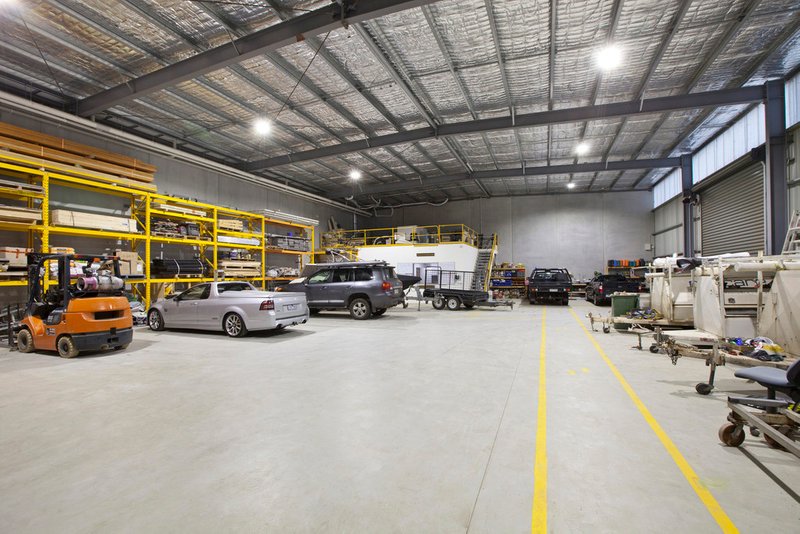 Photo - 3 Endeavour Way, Alfredton VIC 3350 - Image 2