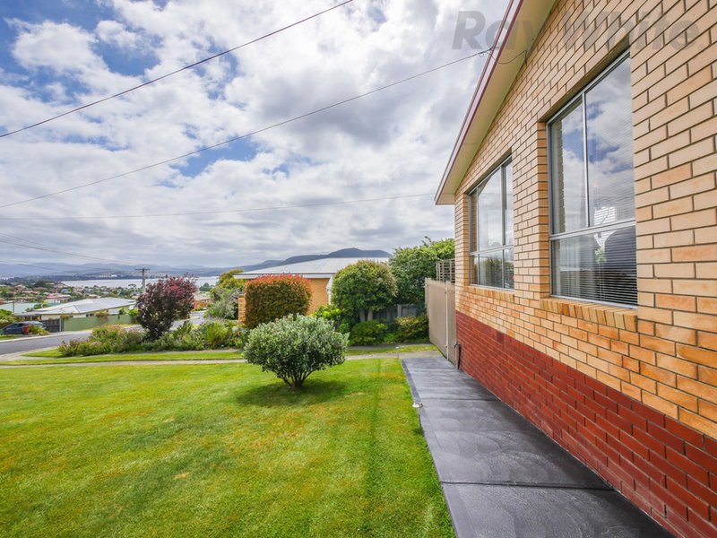 Photo - 3 England Avenue, Montrose TAS 7010 - Image 17