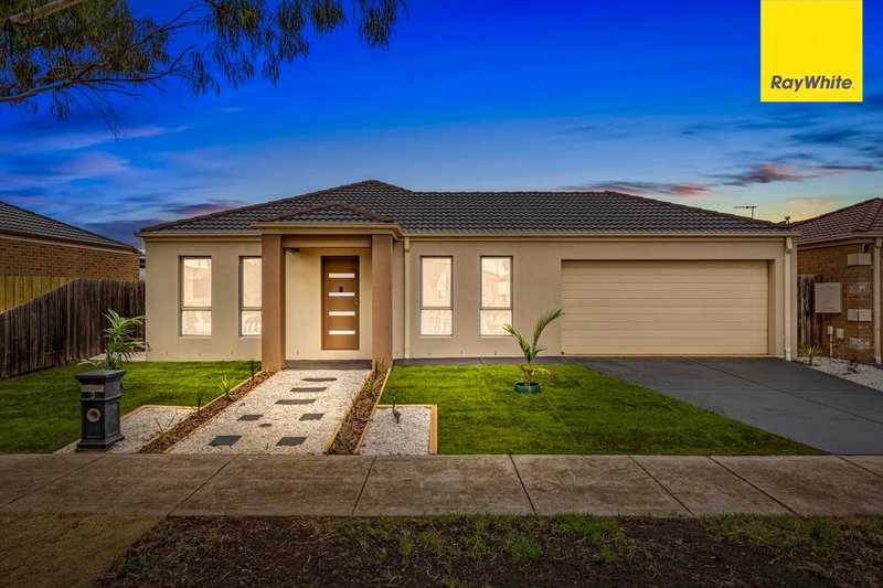 3 Equine Circuit, Melton South VIC 3338