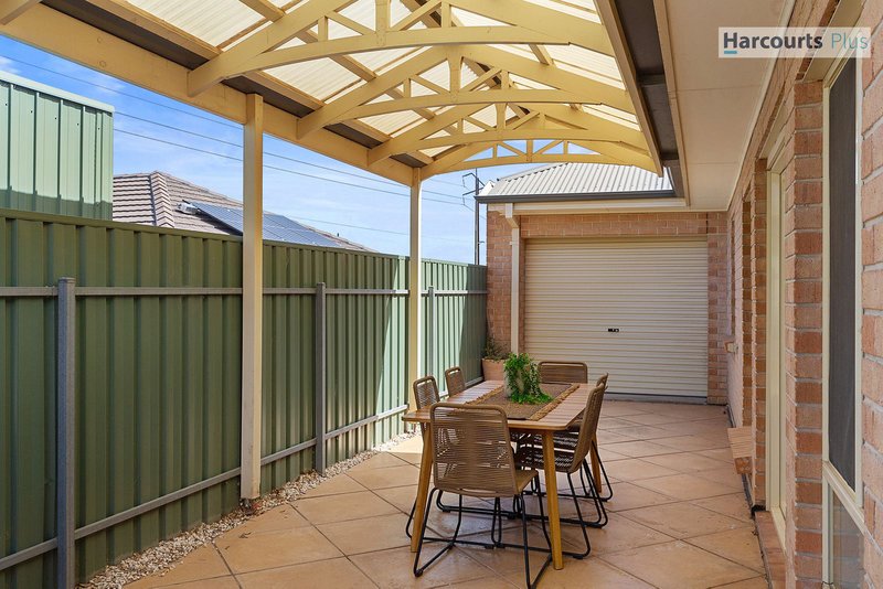 Photo - 3 Erebus Glen, Hallett Cove SA 5158 - Image 17