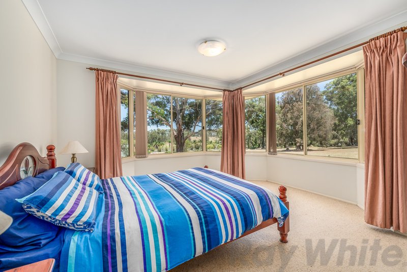 Photo - 3 Eskdale Park Drive, Seaham NSW 2324 - Image 8