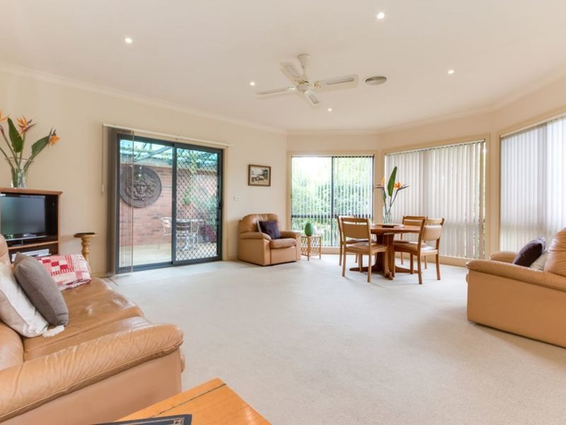 Photo - 3 Eureka Crescent, Narre Warren South VIC 3805 - Image 6