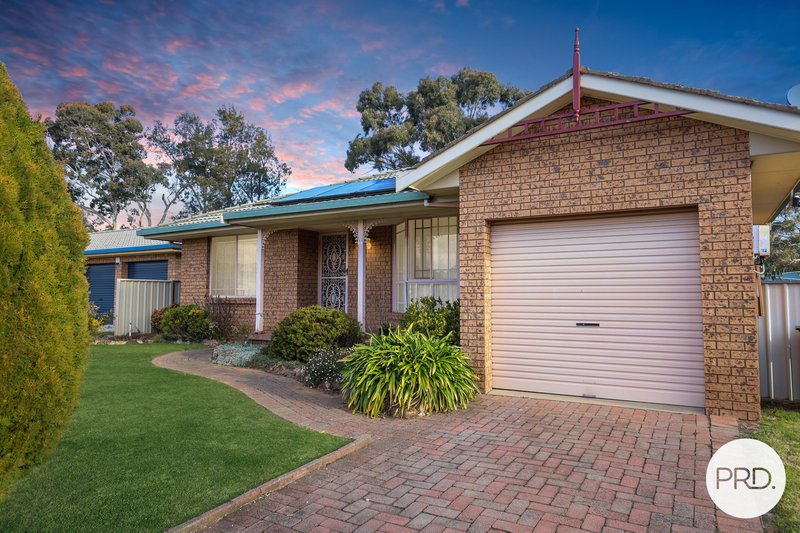 Photo - 3 Evans Place, Orange NSW 2800 - Image 1