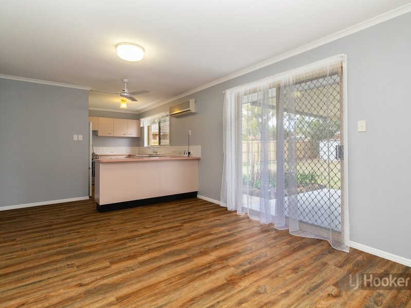 Photo - 3 Fairbairn Street, Marsden QLD 4132 - Image 5