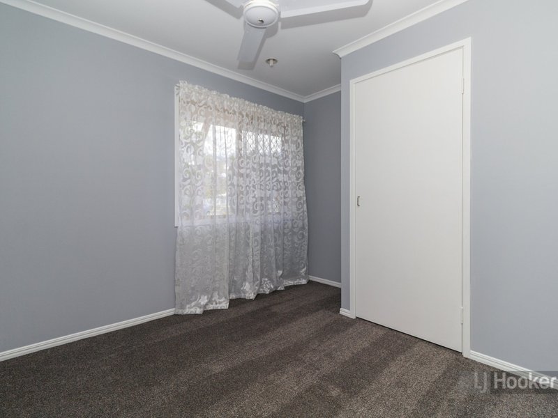 Photo - 3 Fairbairn Street, Marsden QLD 4132 - Image 7