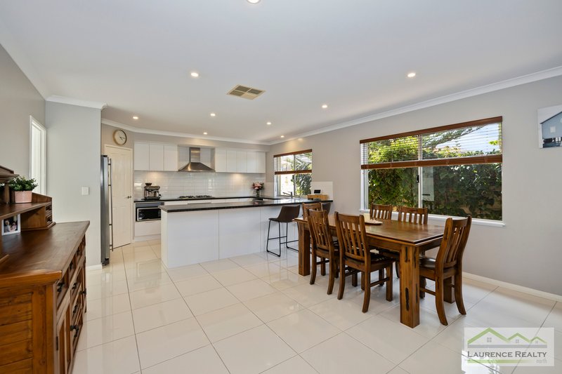 Photo - 3 Fairport Vista, Mindarie WA 6030 - Image 5