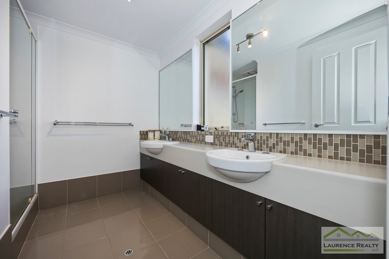 Photo - 3 Fairport Vista, Mindarie WA 6030 - Image 13