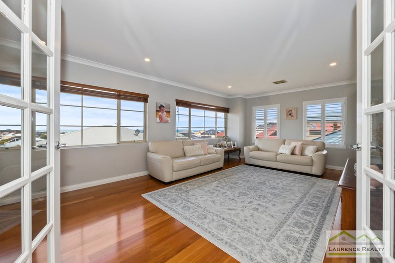 Photo - 3 Fairport Vista, Mindarie WA 6030 - Image 15