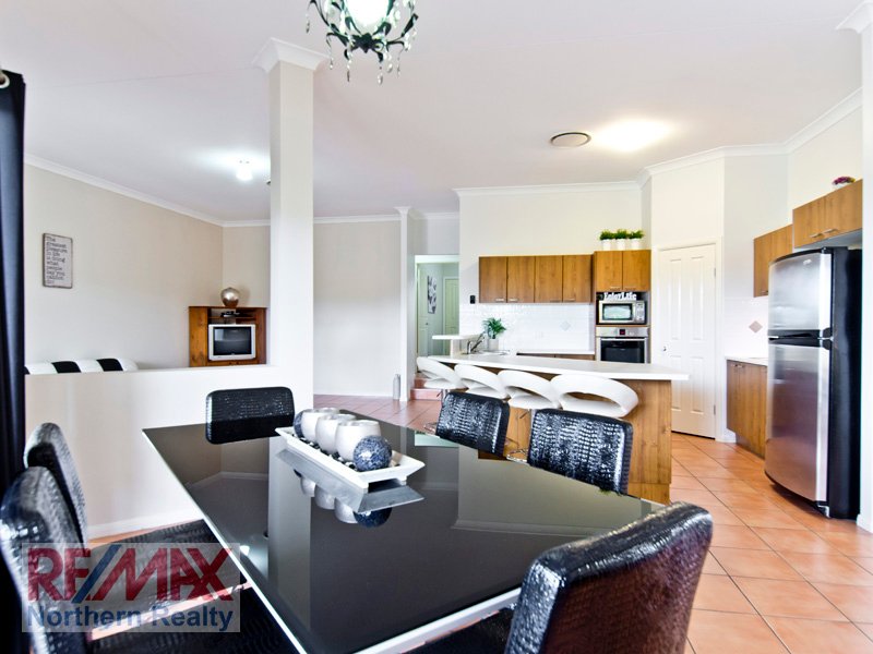 Photo - 3 Fairy Place, Eatons Hill QLD 4037 - Image 9