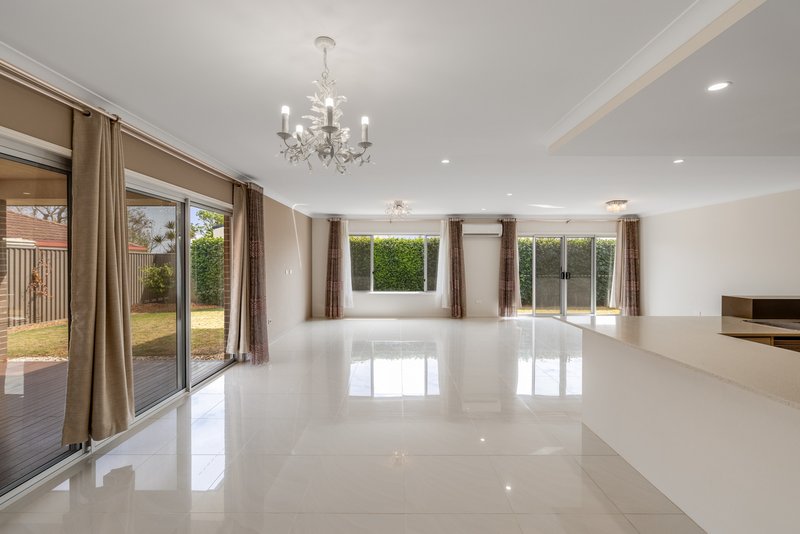 Photo - 3 Fallon Drive, Middle Ridge QLD 4350 - Image 7
