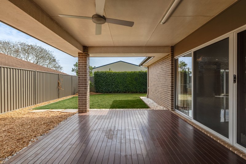 Photo - 3 Fallon Drive, Middle Ridge QLD 4350 - Image 19