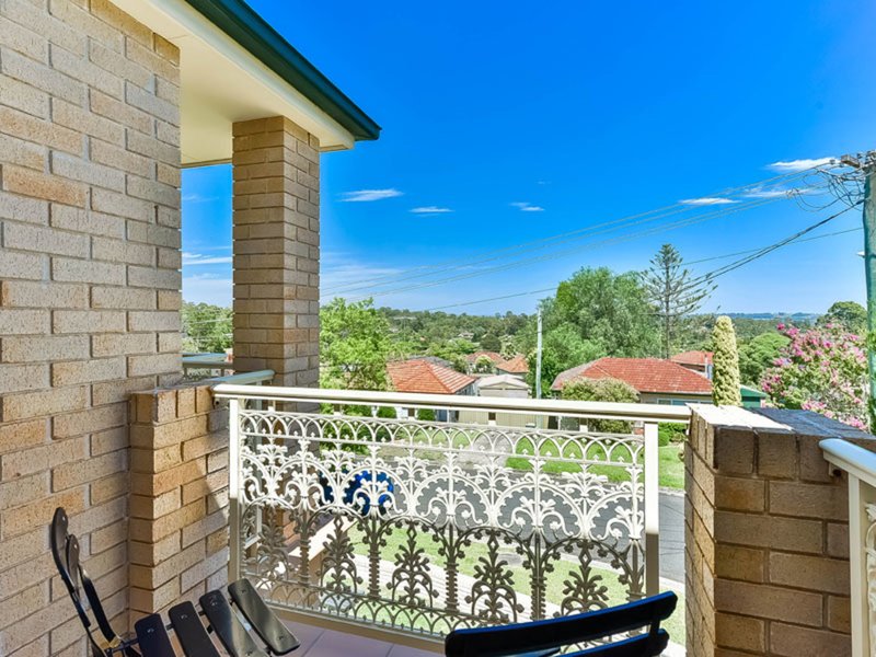 Photo - 3 Farnsworth Avenue, Campbelltown NSW 2560 - Image 13