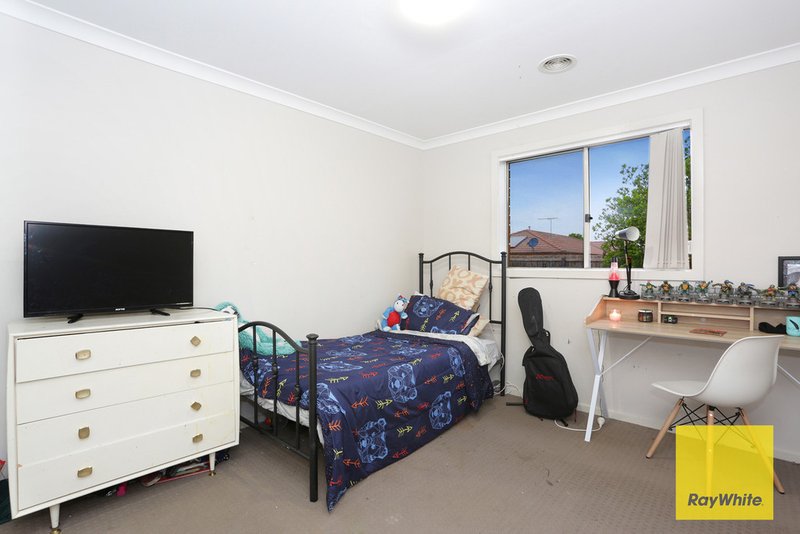 Photo - 3 Fatham Drive, Wyndham Vale VIC 3024 - Image 10