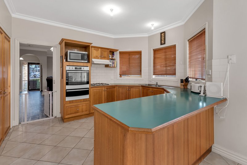 Photo - 3 Fauna Court, Werribee VIC 3030 - Image 8