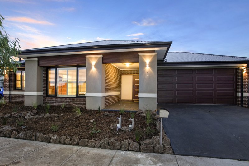 3 Featherpark Way, Craigieburn VIC 3064