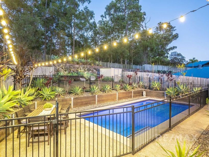 Photo - 3 Fee Place, Eatons Hill QLD 4037 - Image 9