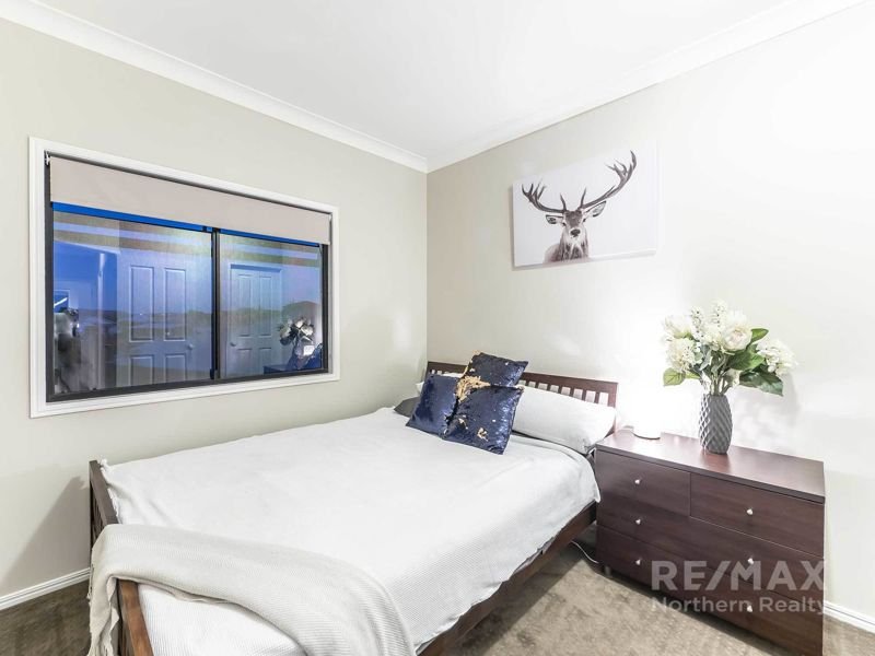 Photo - 3 Fee Place, Eatons Hill QLD 4037 - Image 17