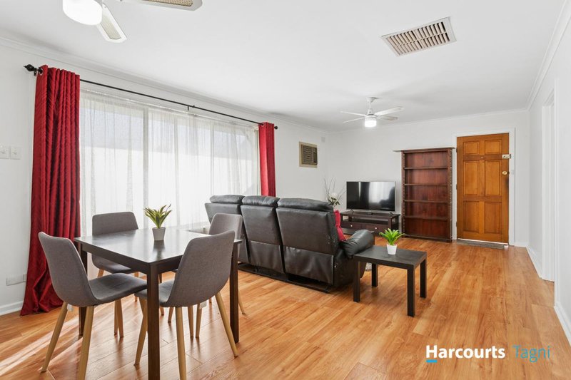 Photo - 3 Felix Crescent, Morphett Vale SA 5162 - Image 5