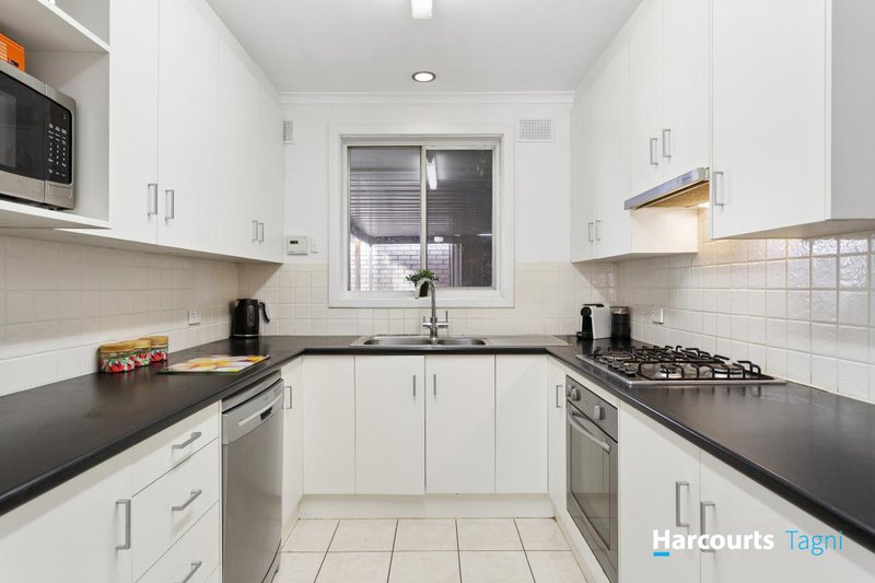 Photo - 3 Felix Crescent, Morphett Vale SA 5162 - Image 6