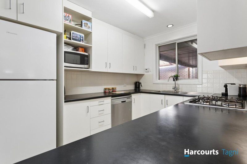 Photo - 3 Felix Crescent, Morphett Vale SA 5162 - Image 7