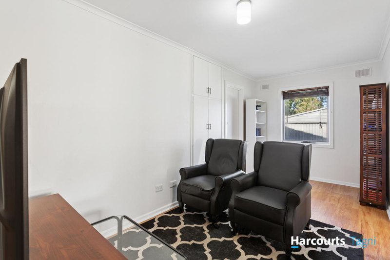 Photo - 3 Felix Crescent, Morphett Vale SA 5162 - Image 8